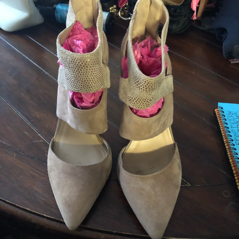 Buy me! Vince Camuto heeled sandals. Gorgeous!